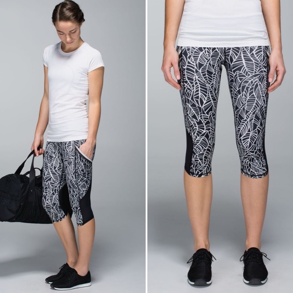 Lululemon Run A Marathon Crop II Pretty Palm Black Angel Wing Size 6 Running - Picture 2 of 13